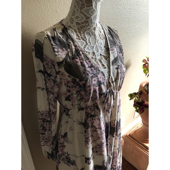 Sand floral print slit long sleeves  maxi dress - Picture 5 of 6